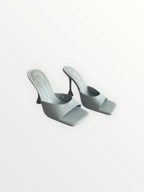 NEW Zara Baby Blue Modern Square-Toe Mule Heels Size 37